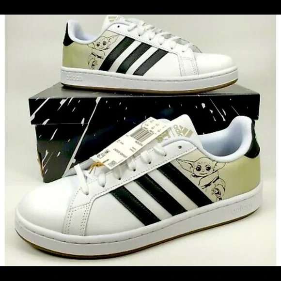 NIB Mens Adidas x Star Wars Grand Court Baby Yoda size 11